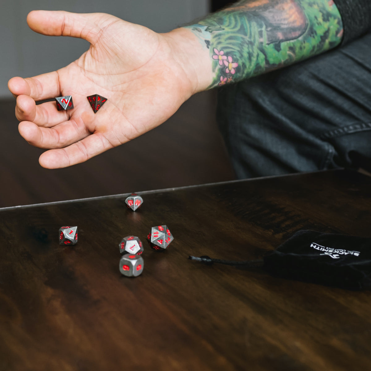 Chaos Red - 7 PC Set